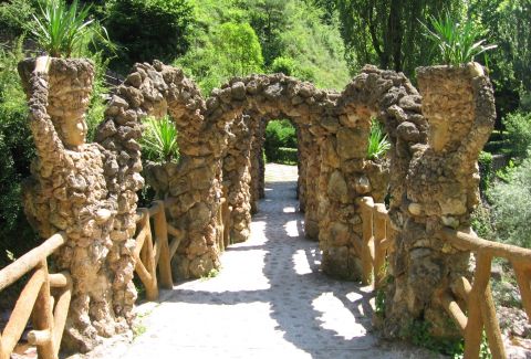 Jardin de Can Artigas. Canaan / Wikimedia Commons. GFDL