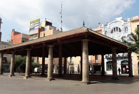 Cubierta del mercado de Granollers. CC BY-SA 3.0 - Mhocalc / Wikimedia Commons