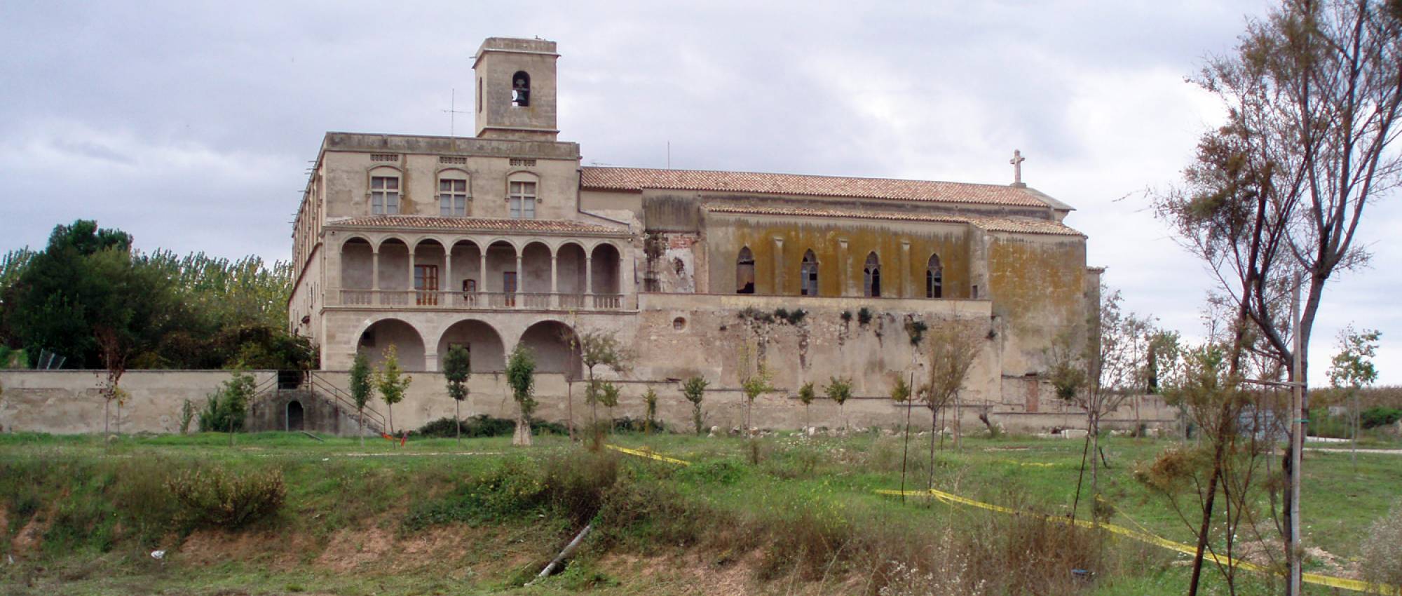 Vista general del convent de Sant Bartomeu. J.Gomà / Wikimedia Commons. CC BY 3.0