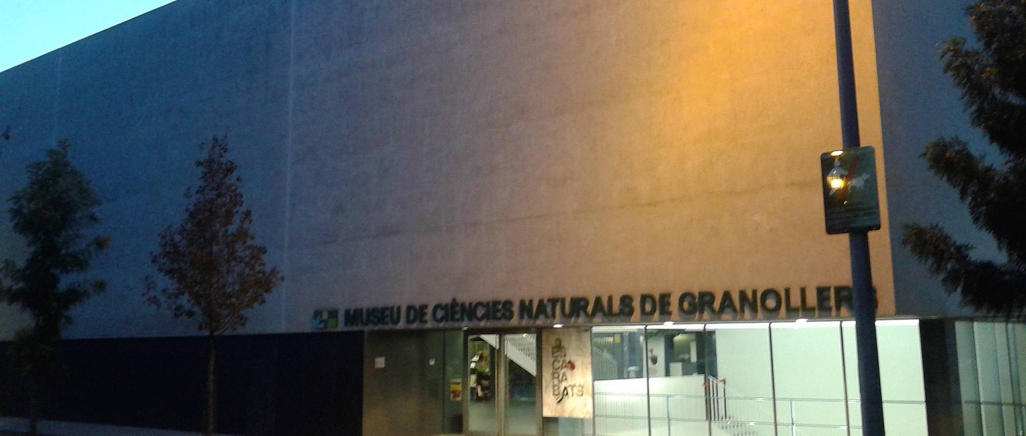 Façana del Museu de Ciències Naturals de Granollers.  CC BY-SA 4.0 - Vàngelis Villar / Wikimedia Commons