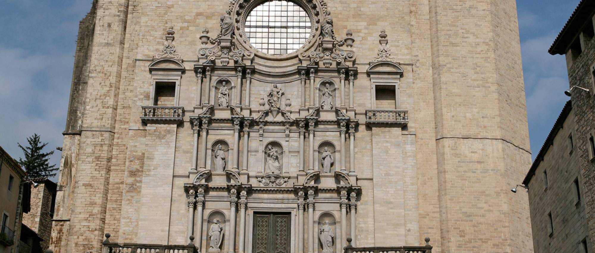 Claustro y campanario de la catedral de Girona | Patrimonio Cultural.  Generalitat de Cataluña.